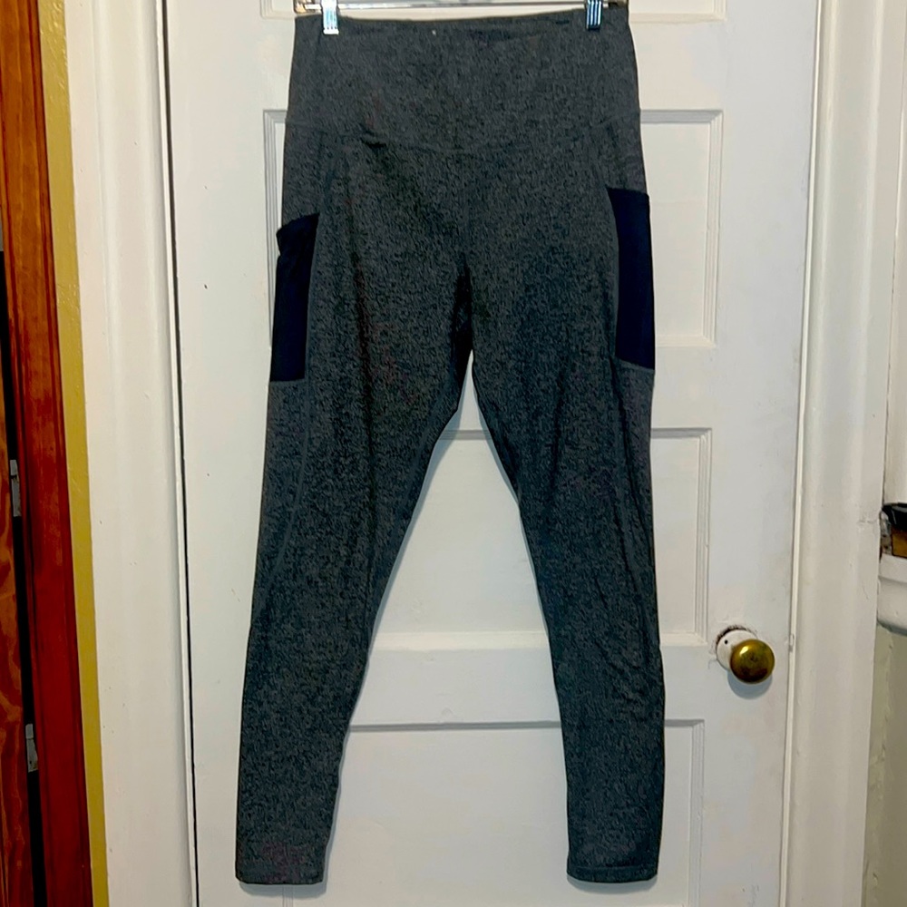 So Women’s Gray Workout Yoga Leggings Size L